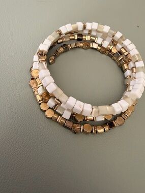 Stella & Dot White and Gold Coil Beaded Bracelet